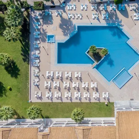 Aparthotel Cronulla Kalamákion