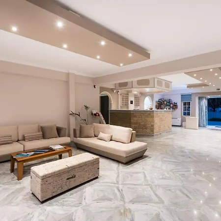 Hotel Cronulla 3*